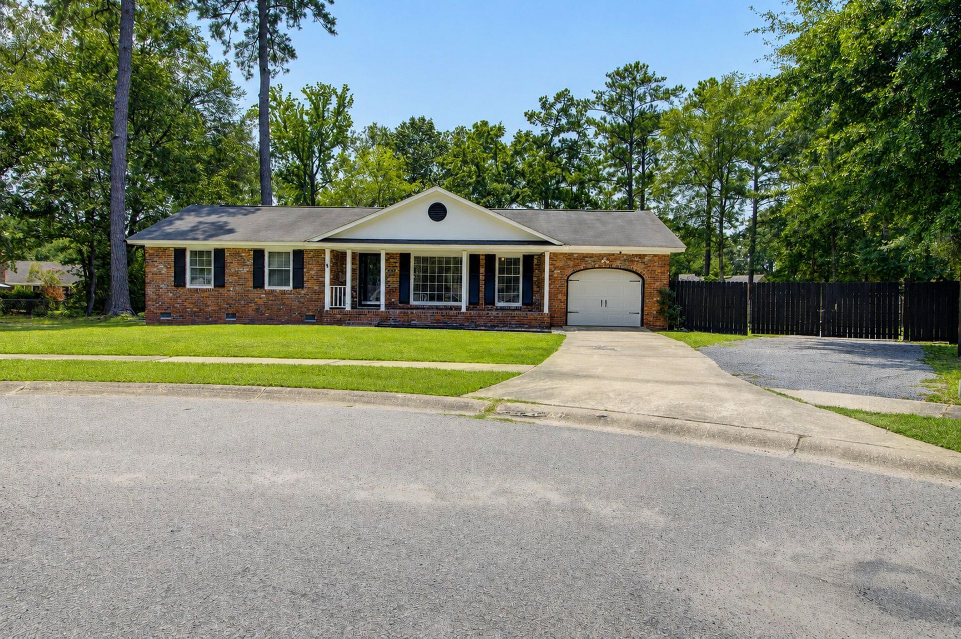 102 Marmet Court Photo 43
