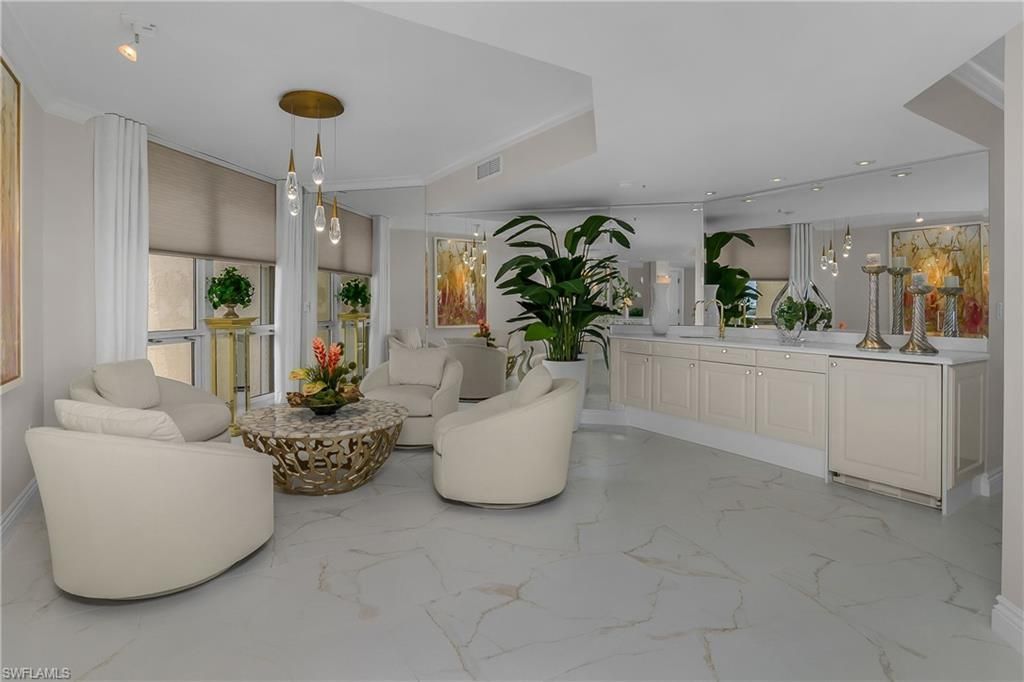 4021 Gulf Shore Blvd N, Unit 903, Naples, FL 34103 Photo