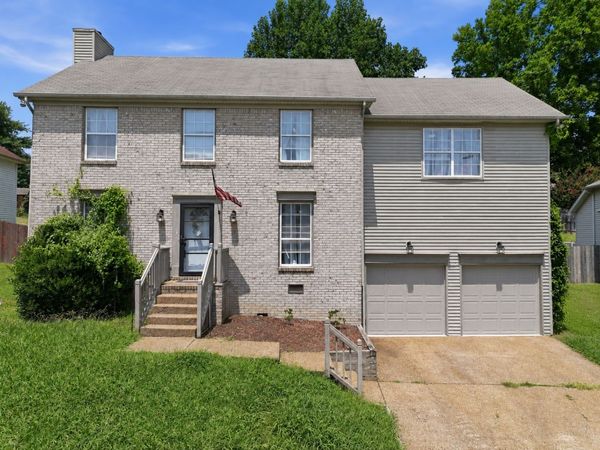 632 Granwood Blvd , Old Hickory, TN 37138