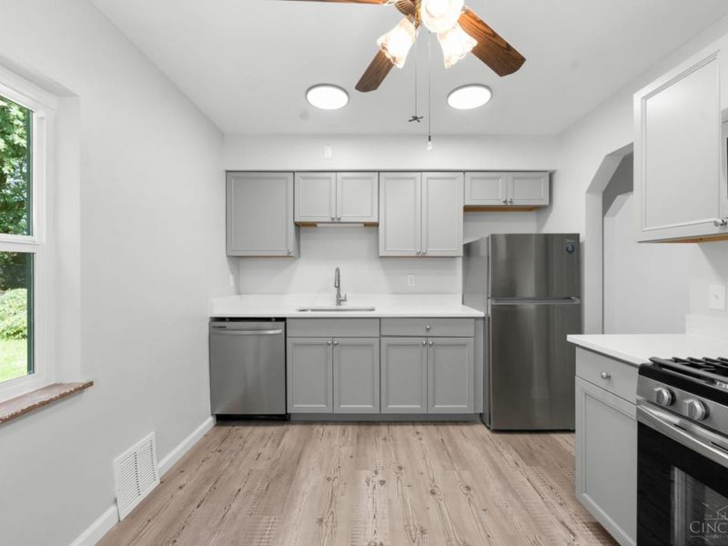 5767 Argus Road, Cincinnati, OH 45224 Photo 10