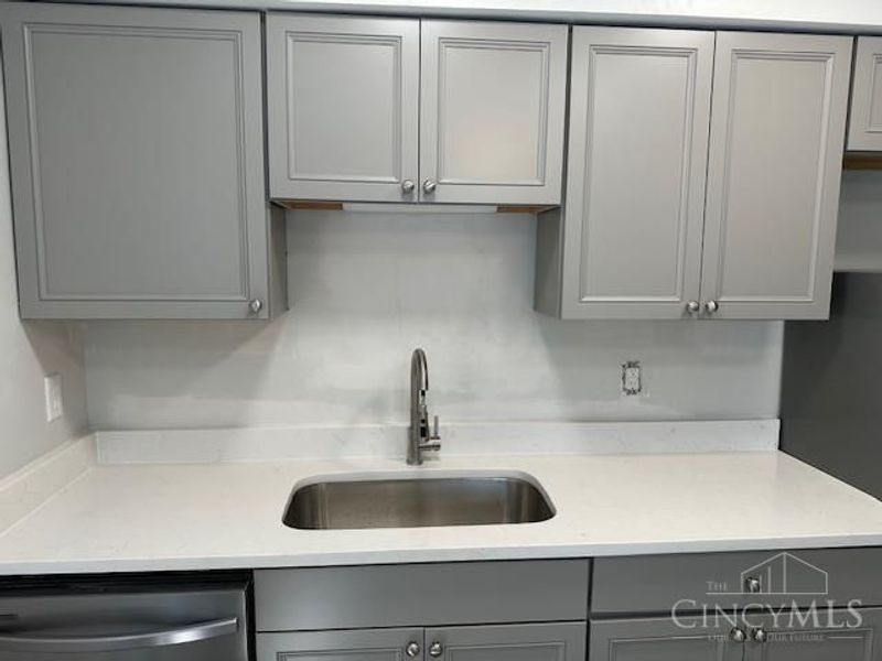 5767 Argus Road, Cincinnati, OH 45224 Photo 7