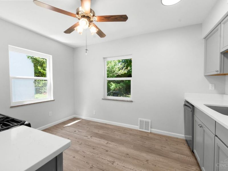 5767 Argus Road, Cincinnati, OH 45224 Photo 7
