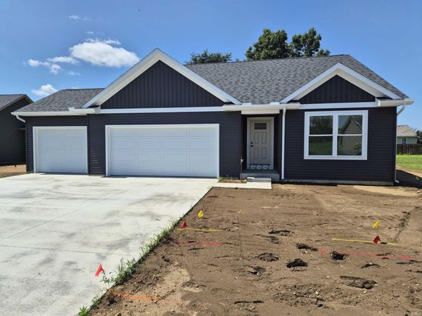 435 N Eastfield Circle, Milford, IN 46526