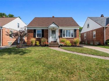 9310 Orchard Avenue , Brooklyn, OH 44144