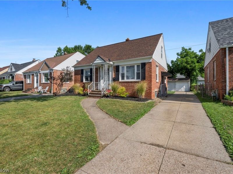 9310 Orchard Avenue , Brooklyn, OH 44144 Photo 3