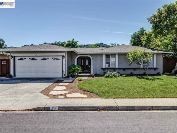 25 Tareyton Ct, San Ramon, CA 94583