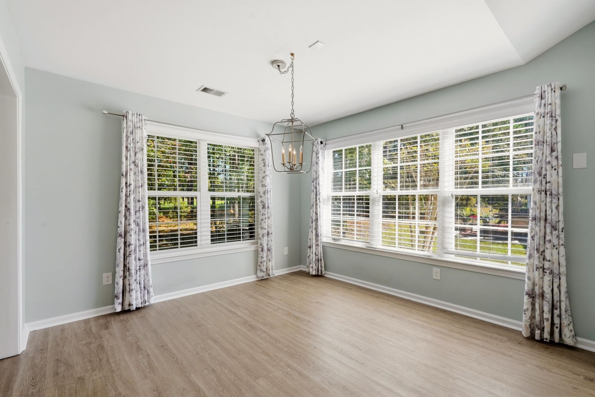 4550 Fringetree Dr. Photo 15