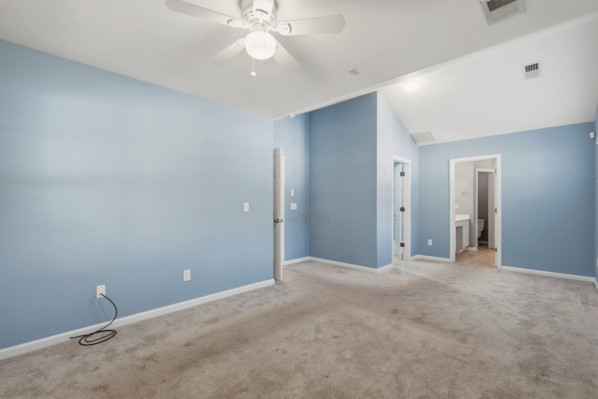 4550 Fringetree Dr. Photo 21