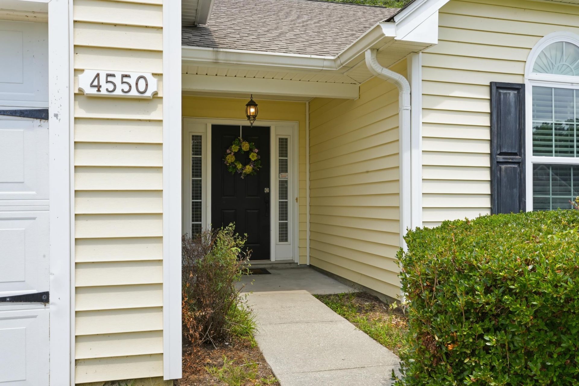 4550 Fringetree Dr.  Photo 4