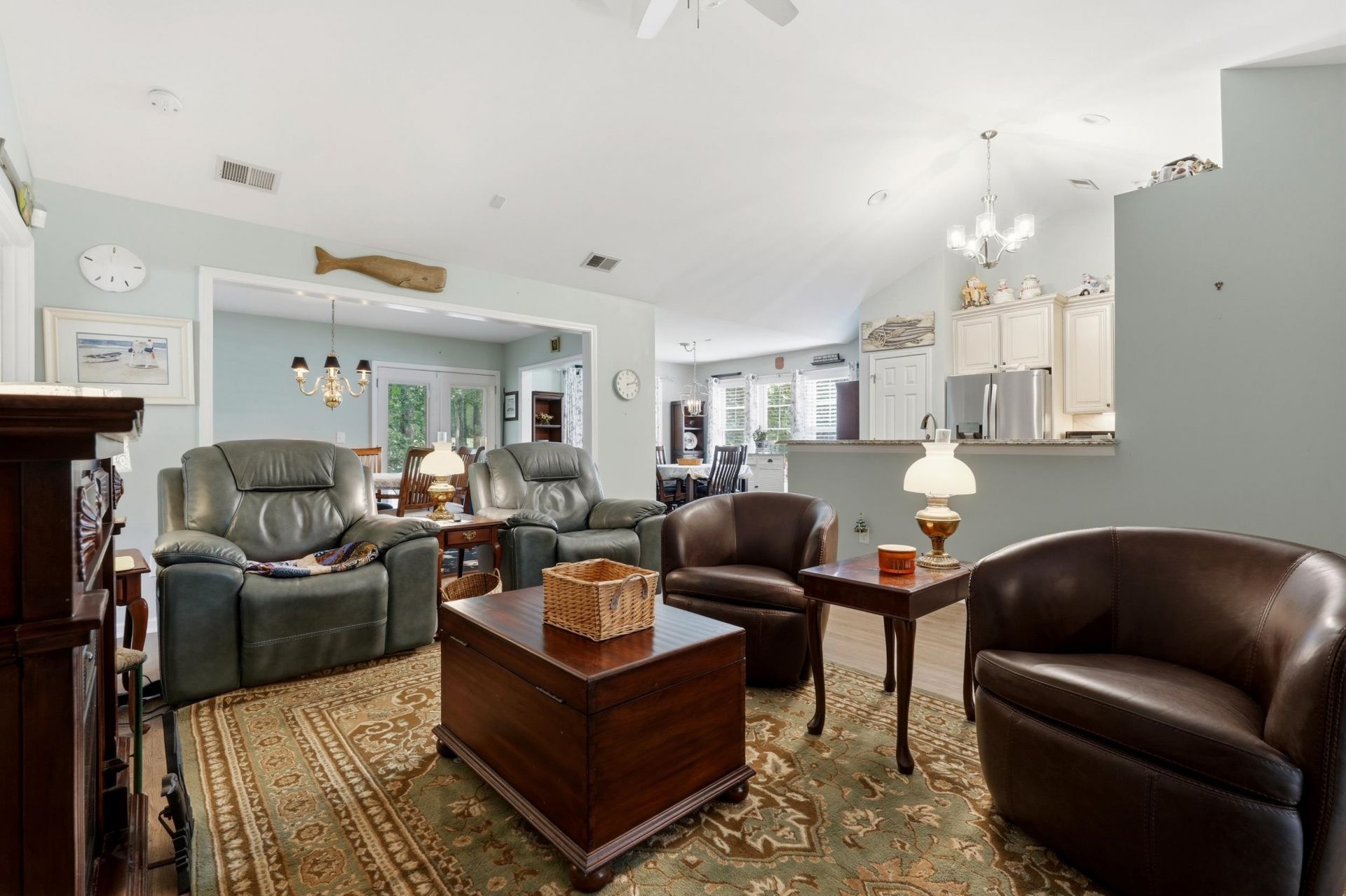 4550 Fringetree Dr.  Photo 7