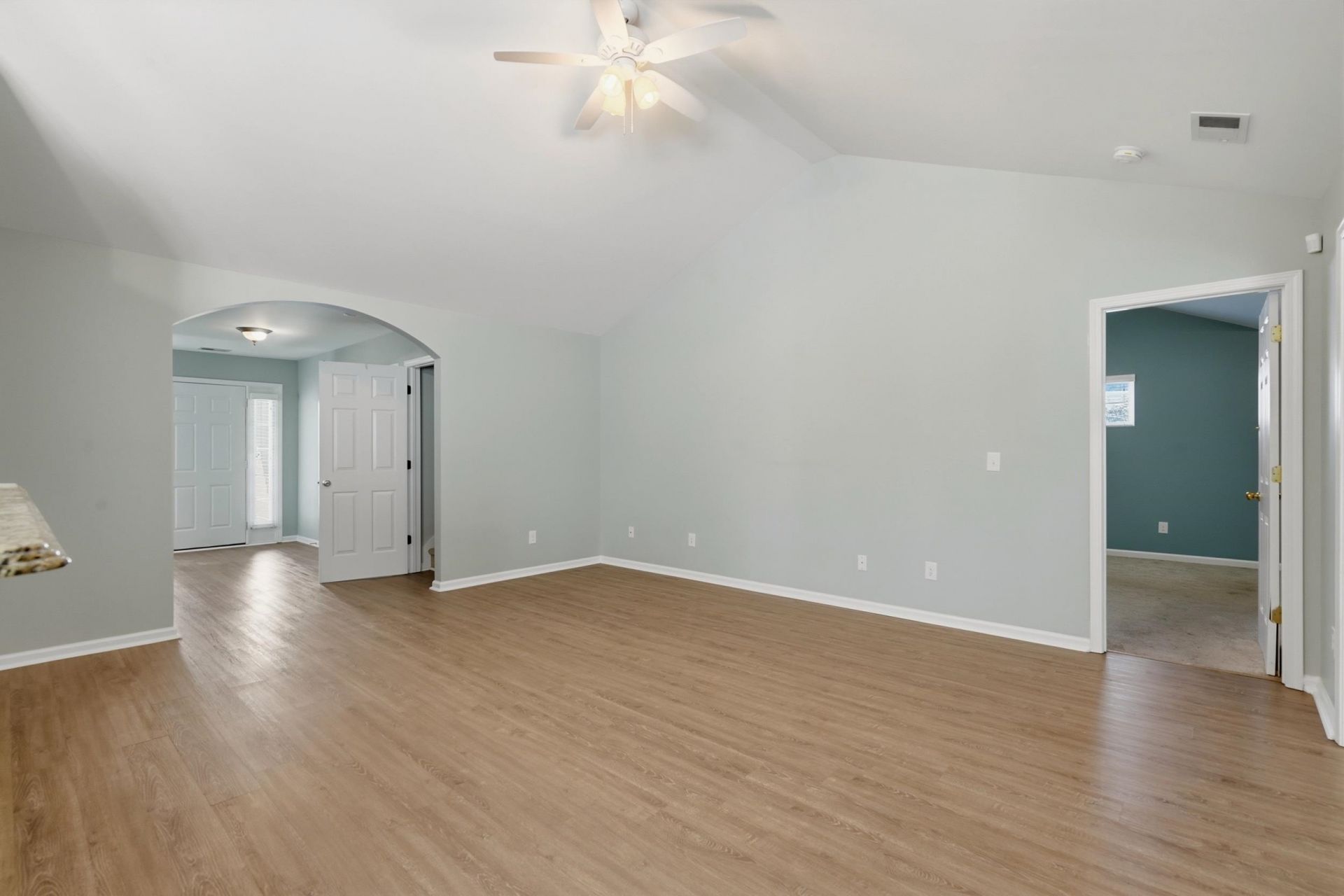 4550 Fringetree Dr. Photo 8
