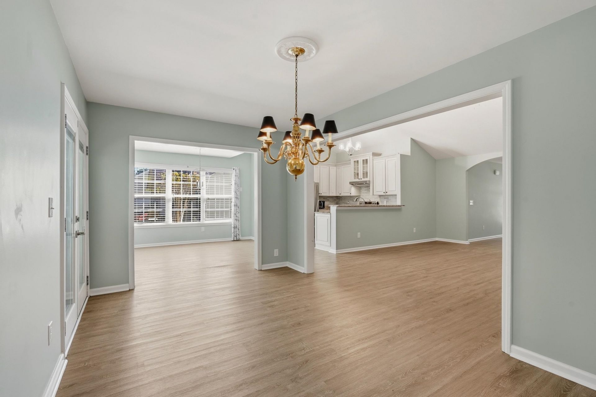 4550 Fringetree Dr. Photo 9