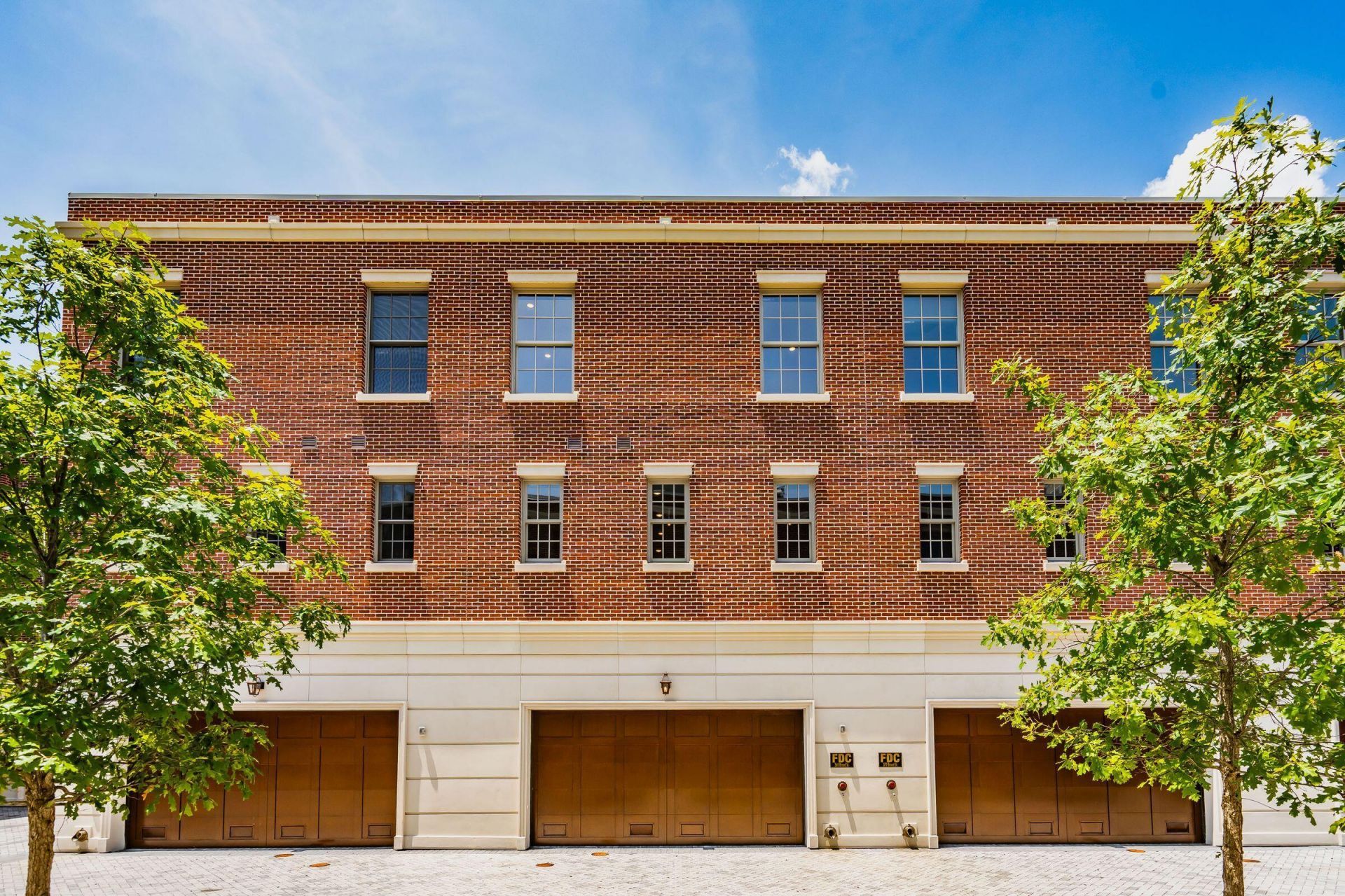 368 Broad Street Photo 32