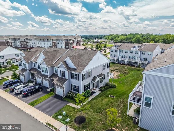 104 LARRABEE WAY, ROYERSFORD, PA 19468
