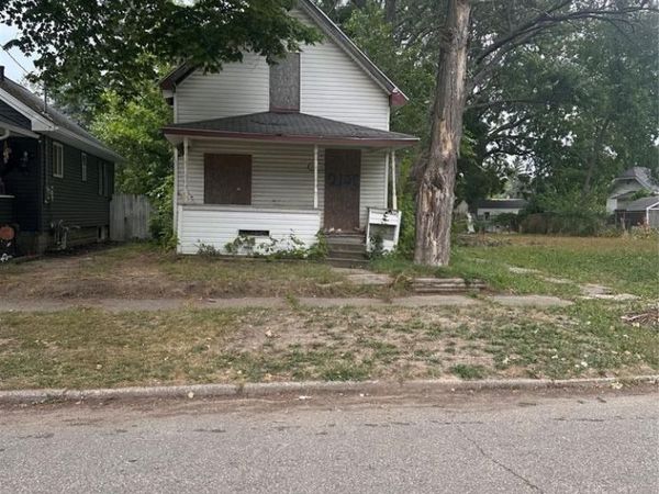 2105 Maryland Avenue, Flint, Mi 48506