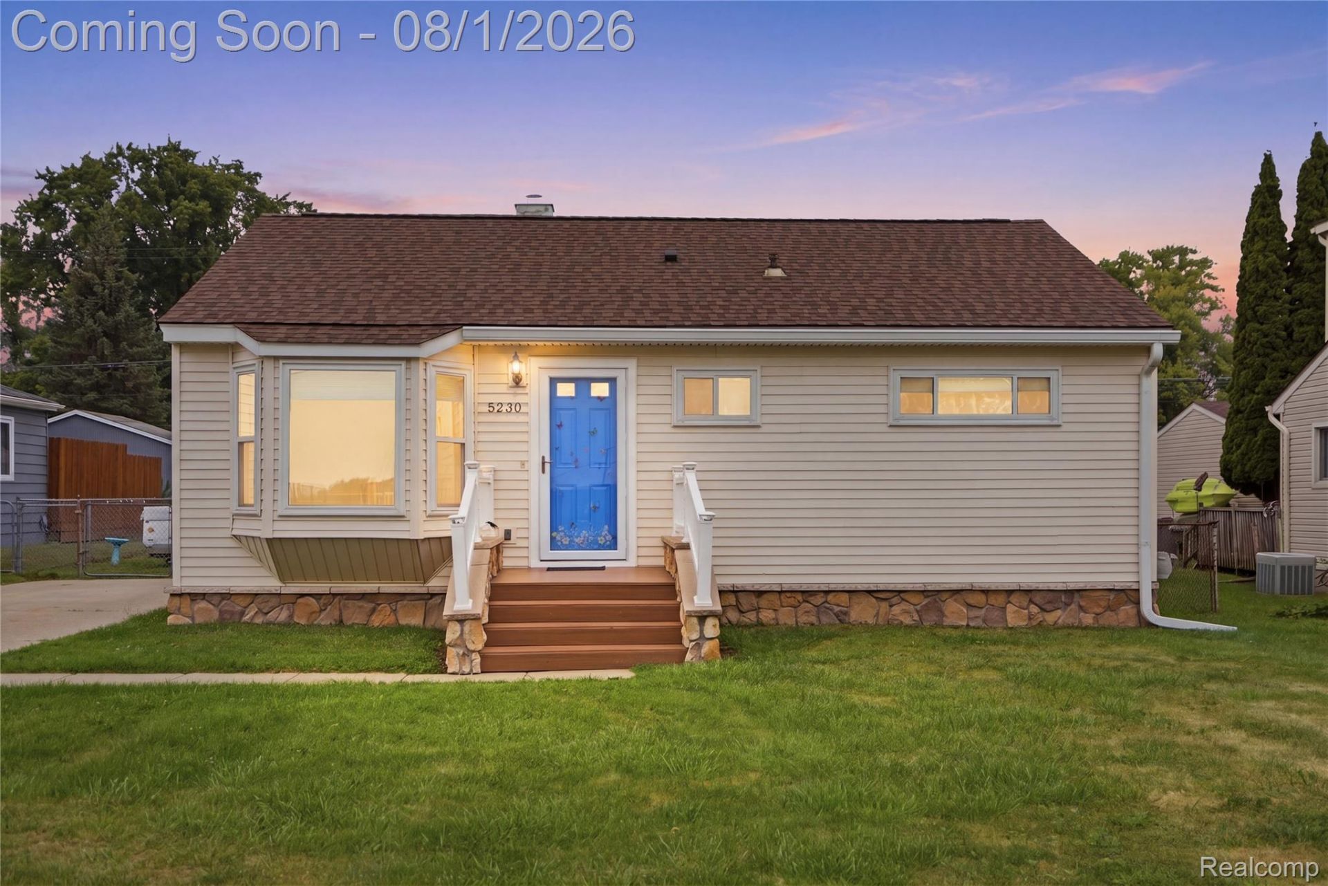 5230 Hatchery Road, Waterford Township, Mi 48329 Main Photo