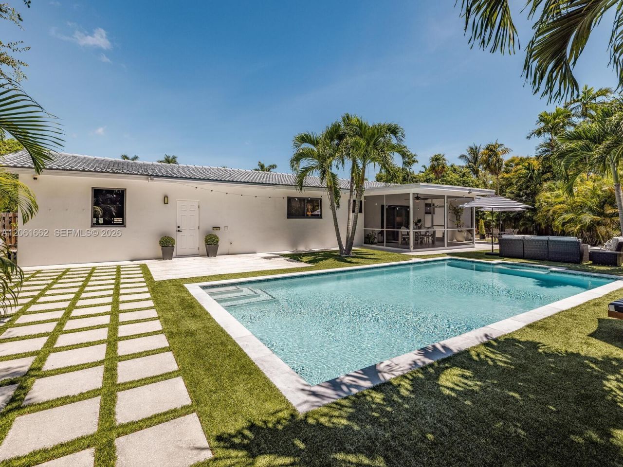 11504 NE 6th Ave, Biscayne Park, FL 33161 Photo