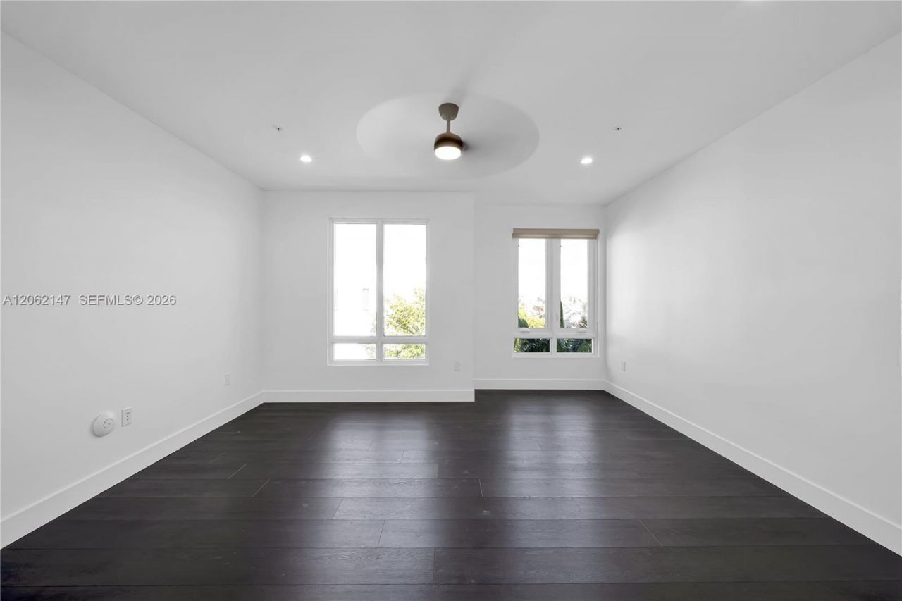 6310 NW 103rd Pl, Unit 201, Doral, FL 33178 Photo