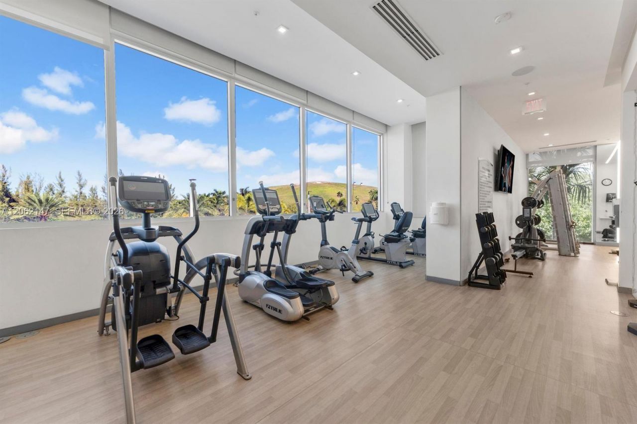6310 NW 103rd Pl, Unit 201, Doral, FL 33178 Photo