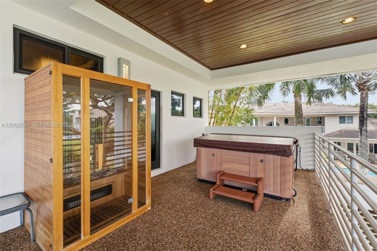 10708 Indian Trl, Cooper City, FL 33328 Photo