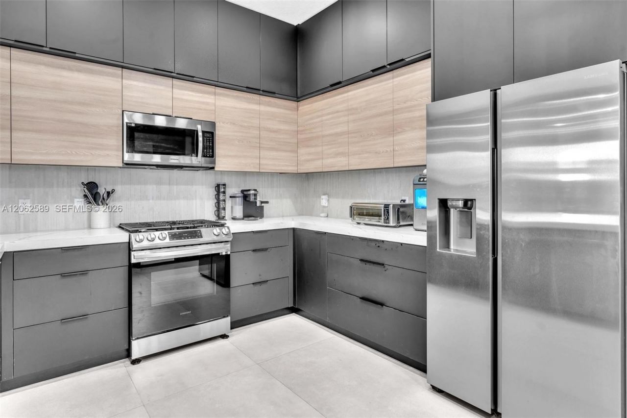 2521 Center Ave, Fort Lauderdale, FL 33305 Photo