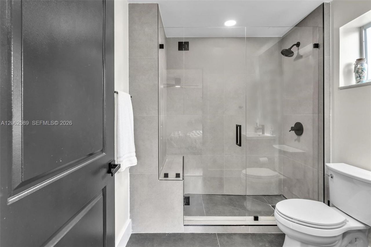 2521 Center Ave, Fort Lauderdale, FL 33305 Photo