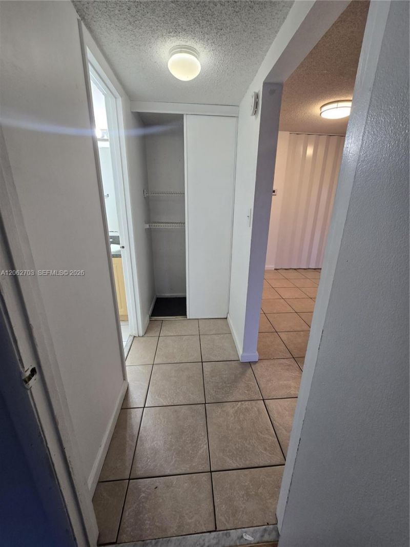 405 S Pine Island Rd, Unit 401D, Plantation, FL 33324 Photo