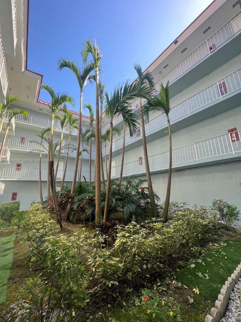 405 S Pine Island Rd, Unit 401D, Plantation, FL 33324 Photo