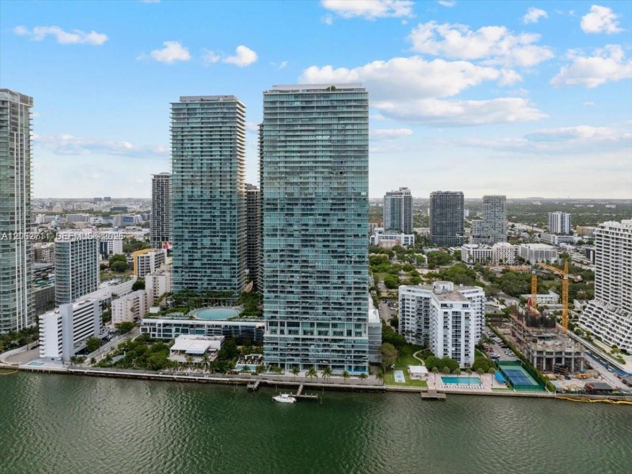 3131 NE 7th Ave , Unit 2805, Miami, FL 33137 Photo