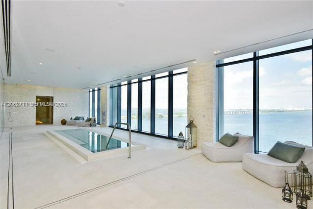 3131 NE 7th Ave , Unit 2805, Miami, FL 33137 Photo