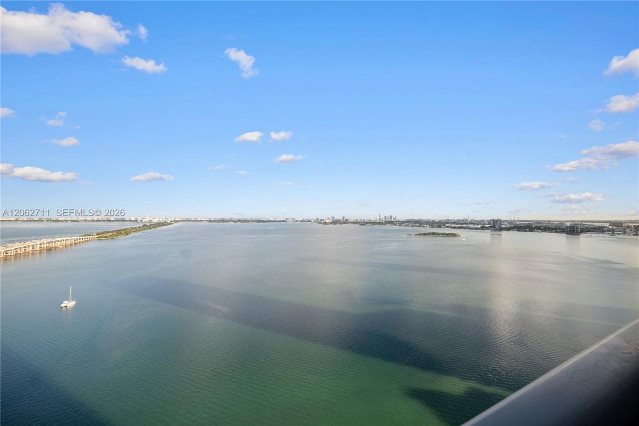 3131 NE 7th Ave , Unit 2805, Miami, FL 33137 Photo