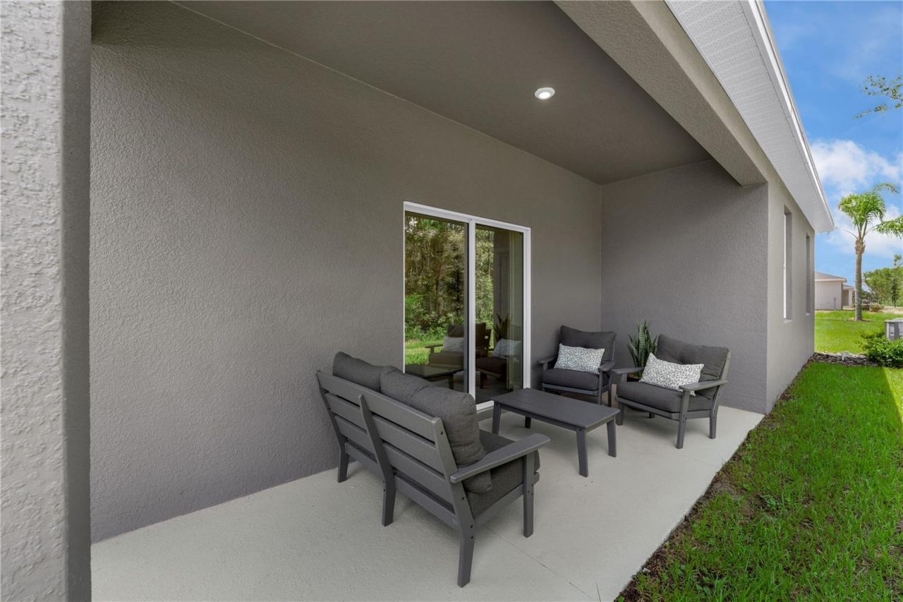 823 Pebble Crest Lane, Eagle Lake, FL 33839 Photo