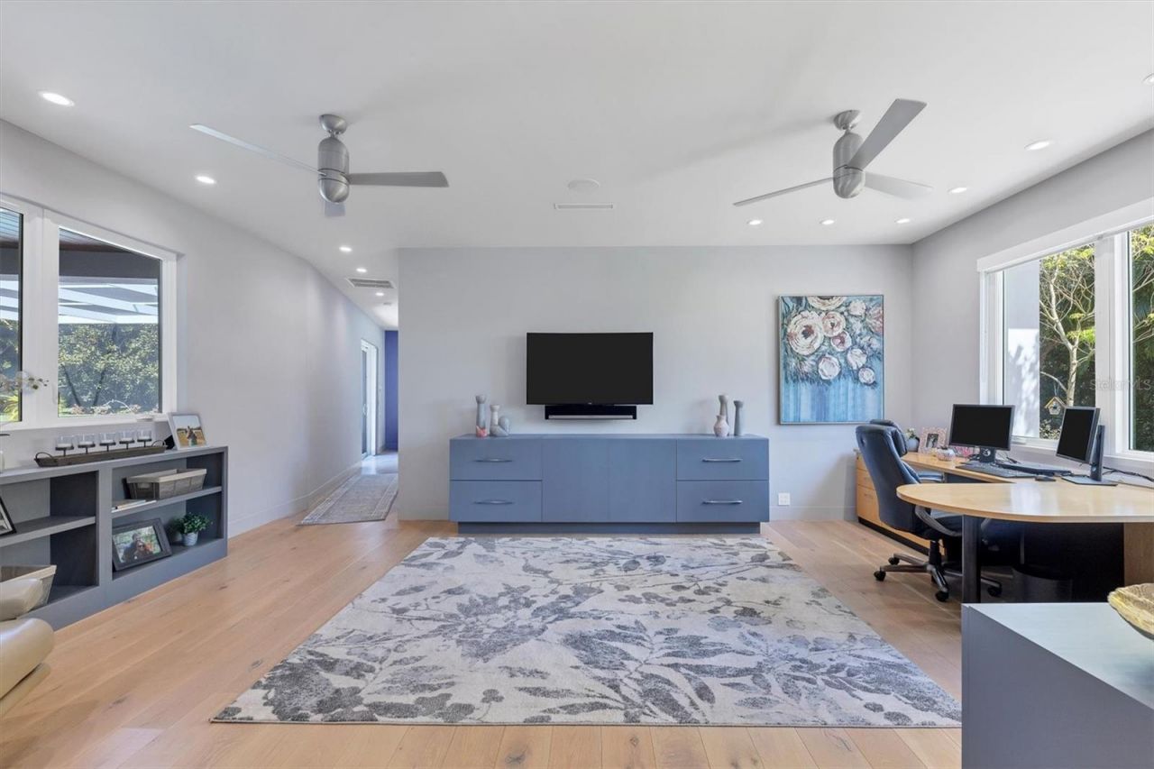 1556 Eastbrook Drive, Sarasota, FL 34231 Photo