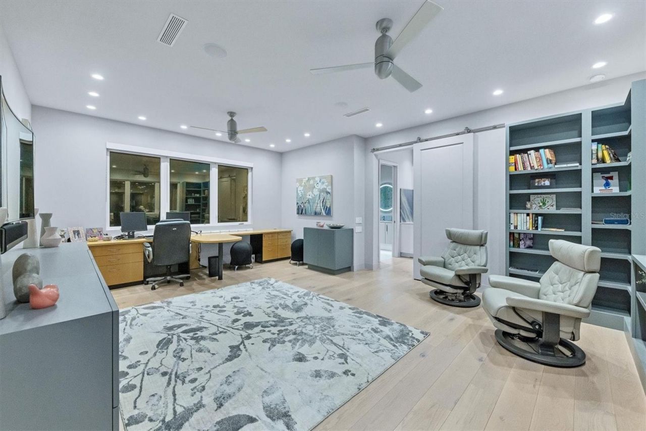 1556 Eastbrook Drive, Sarasota, FL 34231 Photo
