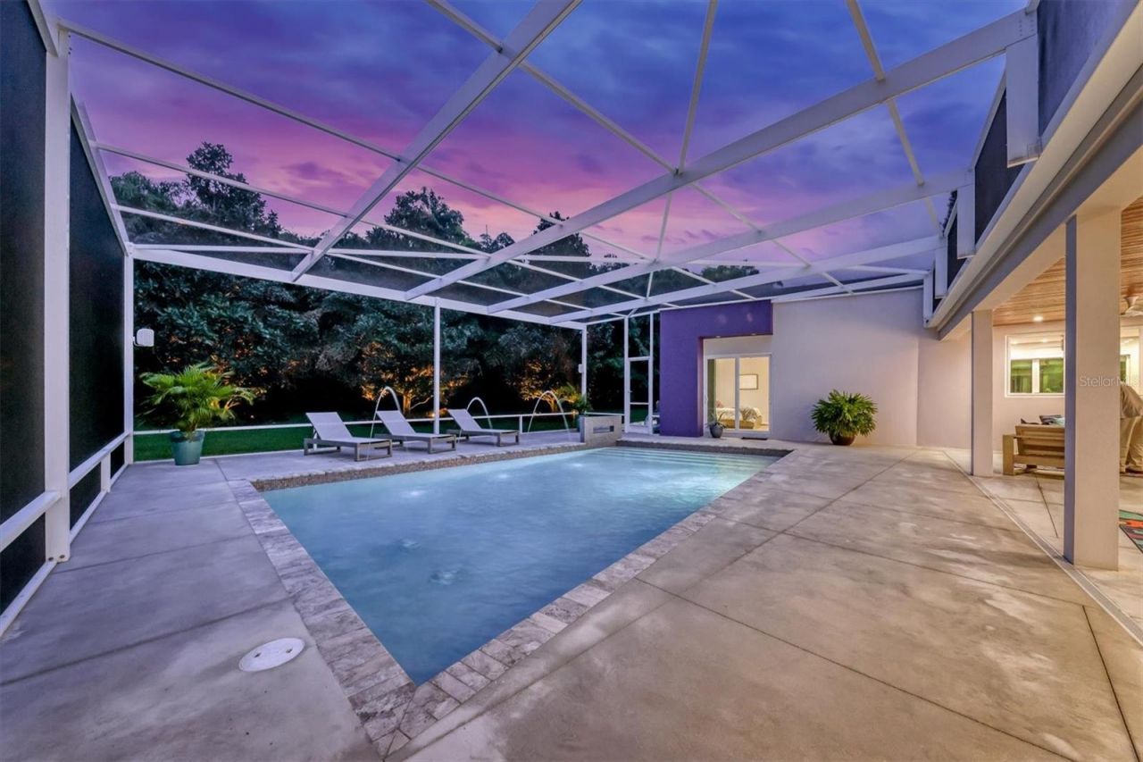 1556 Eastbrook Drive, Sarasota, FL 34231 Photo
