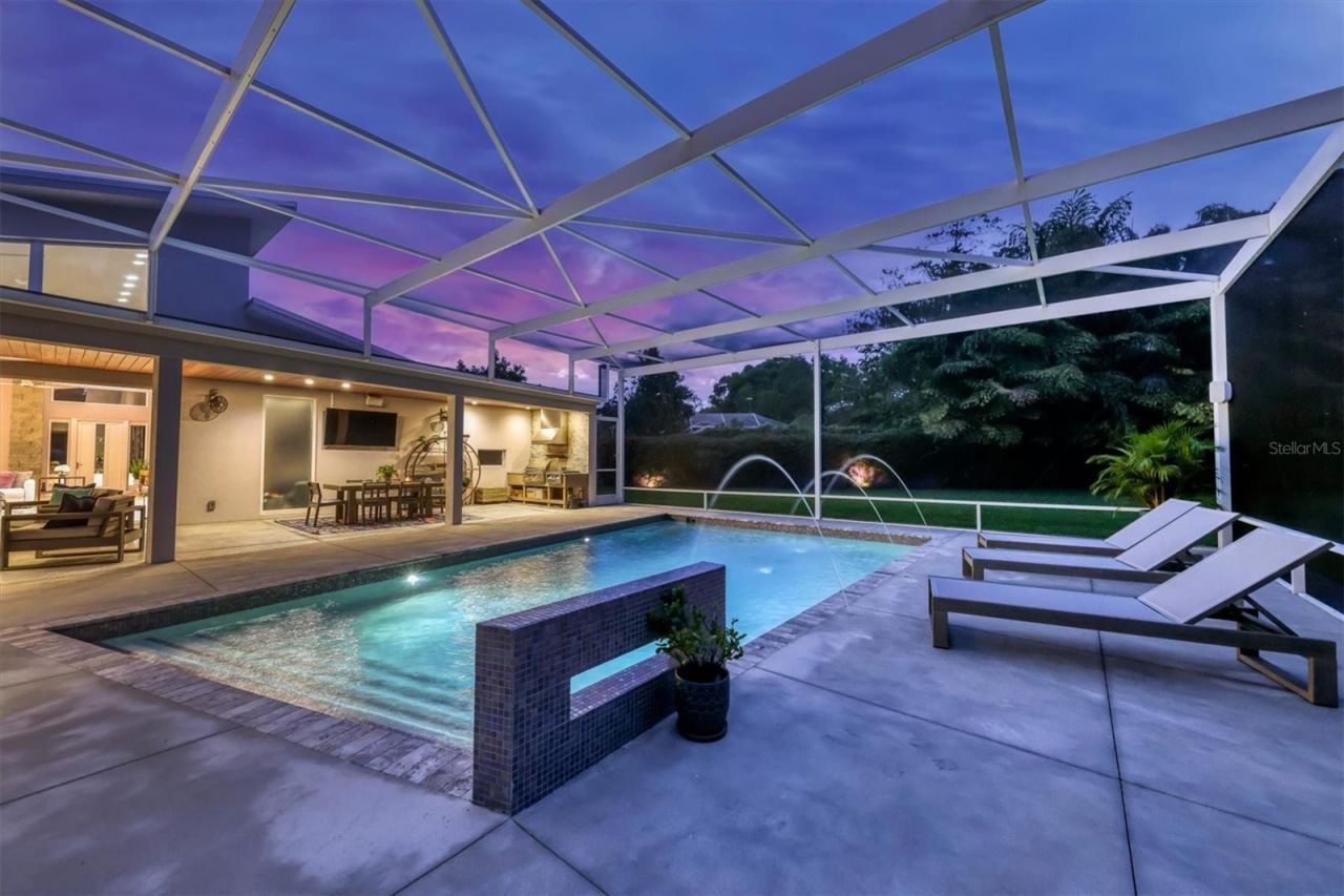 1556 Eastbrook Drive, Sarasota, FL 34231 Photo