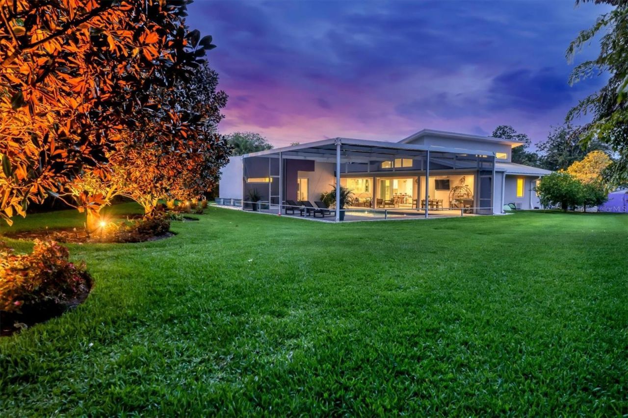 1556 Eastbrook Drive, Sarasota, FL 34231 Photo