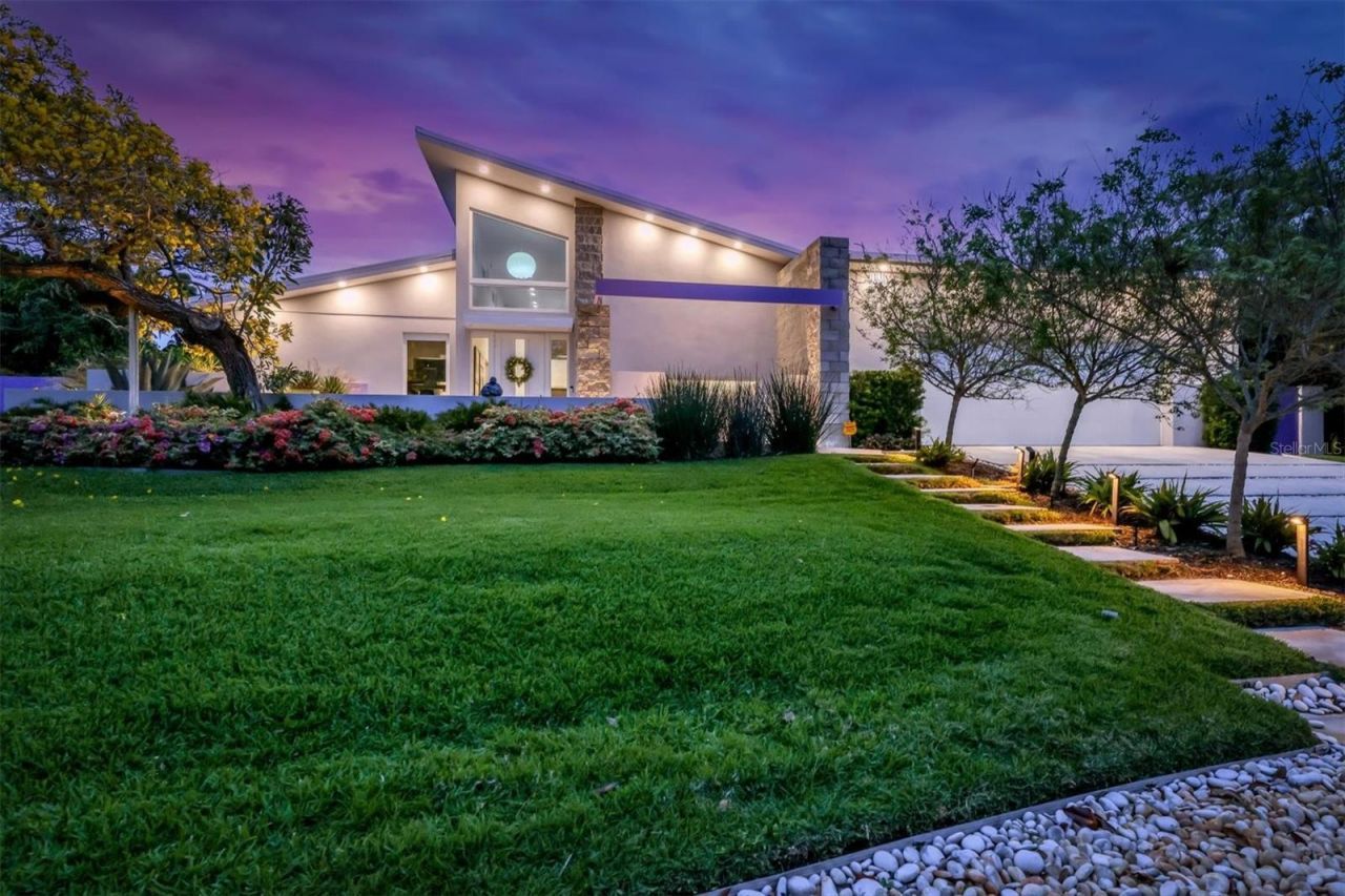 1556 Eastbrook Drive, Sarasota, FL 34231 Photo