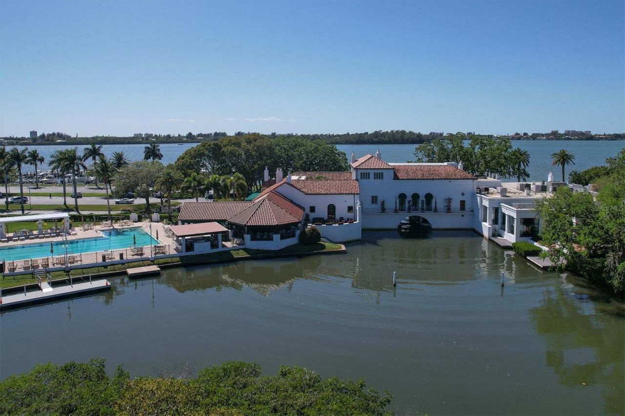 1556 Eastbrook Drive, Sarasota, FL 34231 Photo