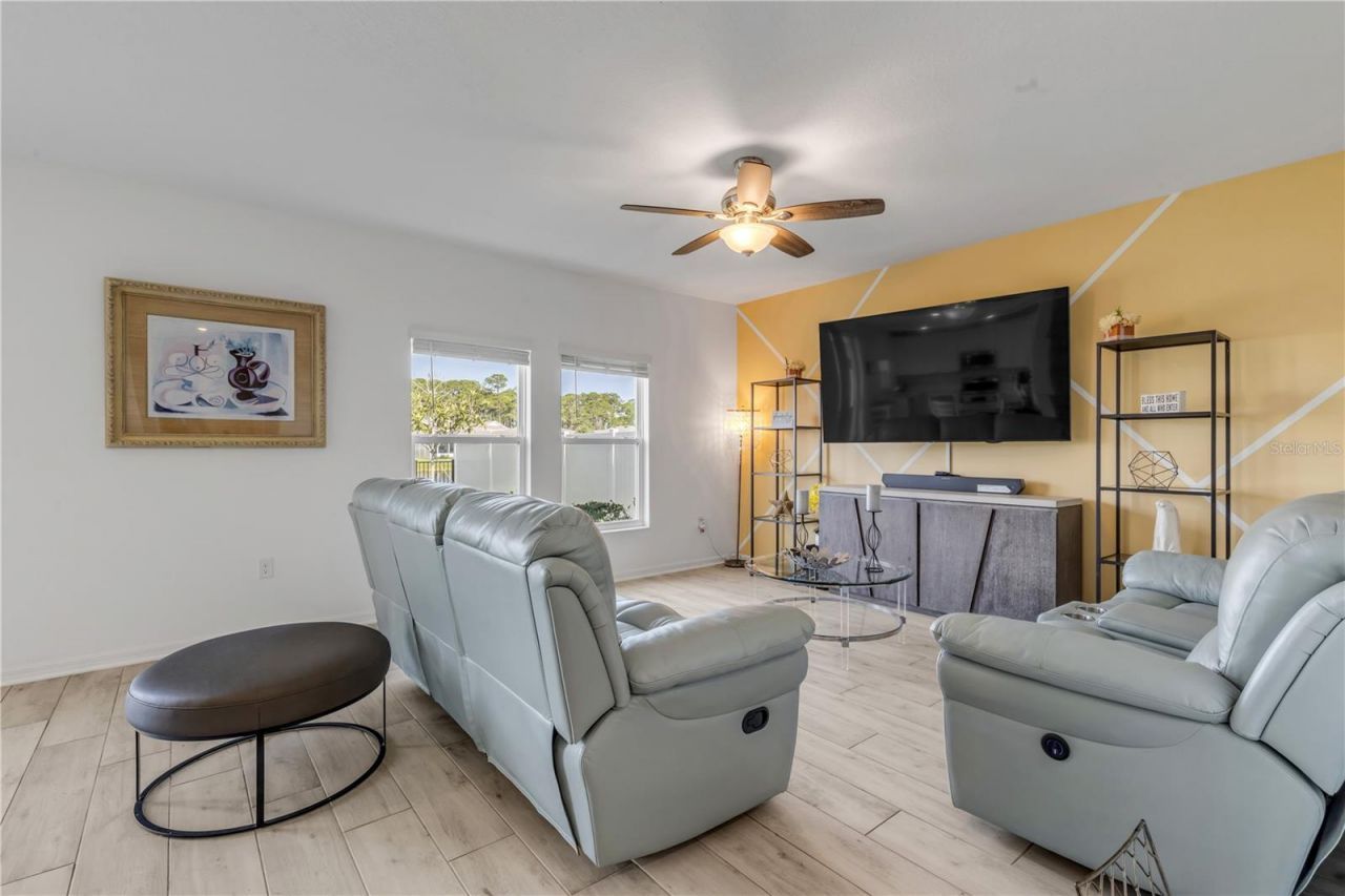 3986 Willowbrook Drive , Edgewater, FL 32141 Photo