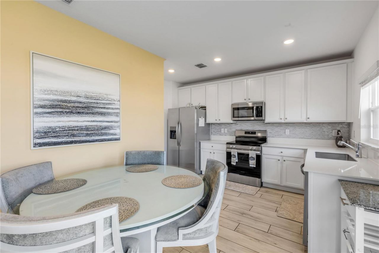 3986 Willowbrook Drive , Edgewater, FL 32141 Photo