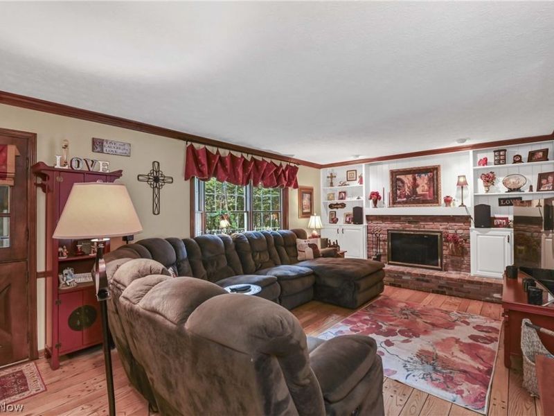577 Debbington Drive, Bay Village, OH 44140 Photo 13