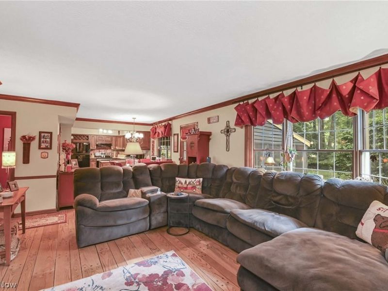 577 Debbington Drive, Bay Village, OH 44140 Photo 16