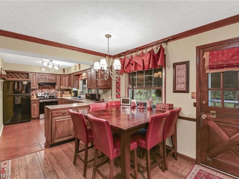 577 Debbington Drive, Bay Village, OH 44140 Photo 17