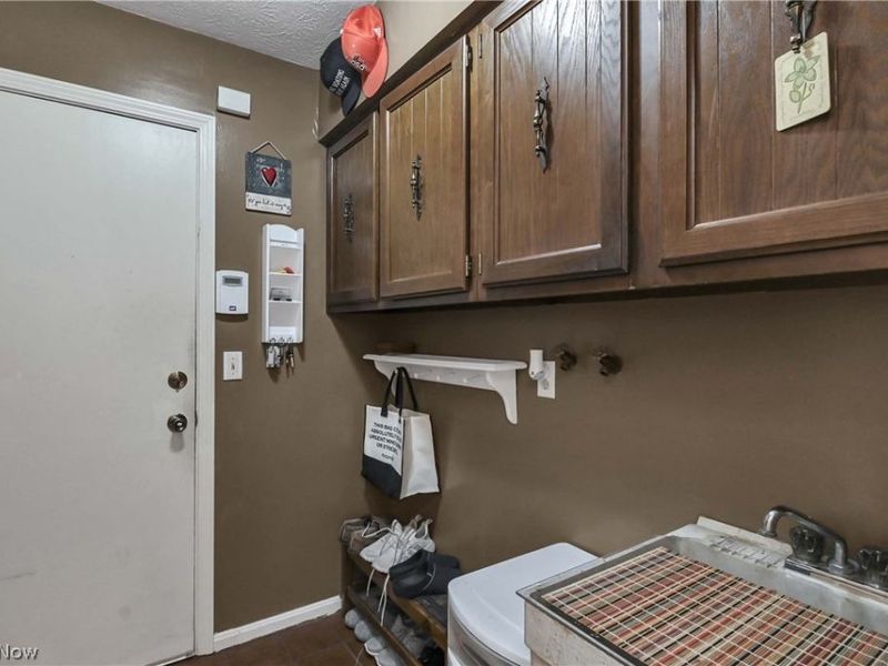 577 Debbington Drive, Bay Village, OH 44140 Photo 23