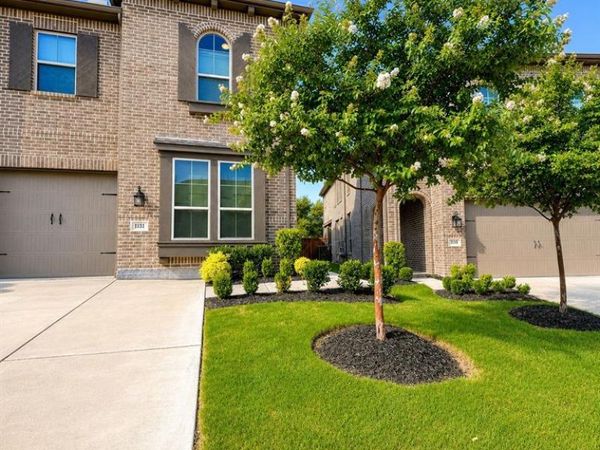 1131 Queensdown Way , Forney, TX 75126