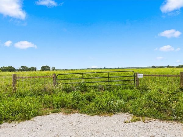 495 Jake Sparks Drive , Waco, TX 76705