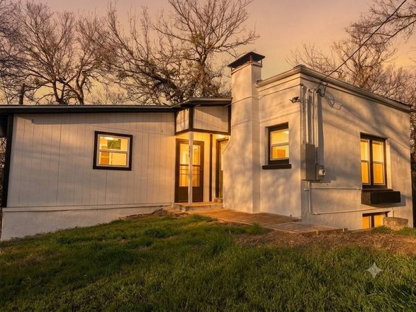 308 N 9th Street , Gatesville, TX 76528