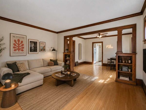976 Lawson Avenue E, Saint Paul, MN 55106