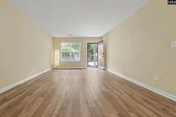 62 Portrait Lane  photo 4